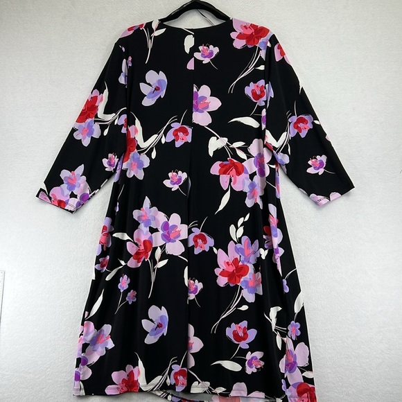 Calvin Klein Faux Wrap Dress Sz 1X* Black/Pink Floral Polyester Knit Like New - Picture 6 of 10